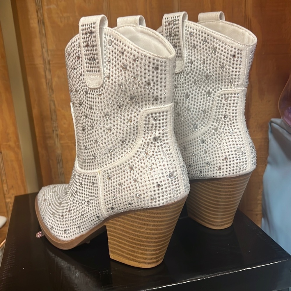 Country Concert Glitter Bootie - Picture 7 of 10